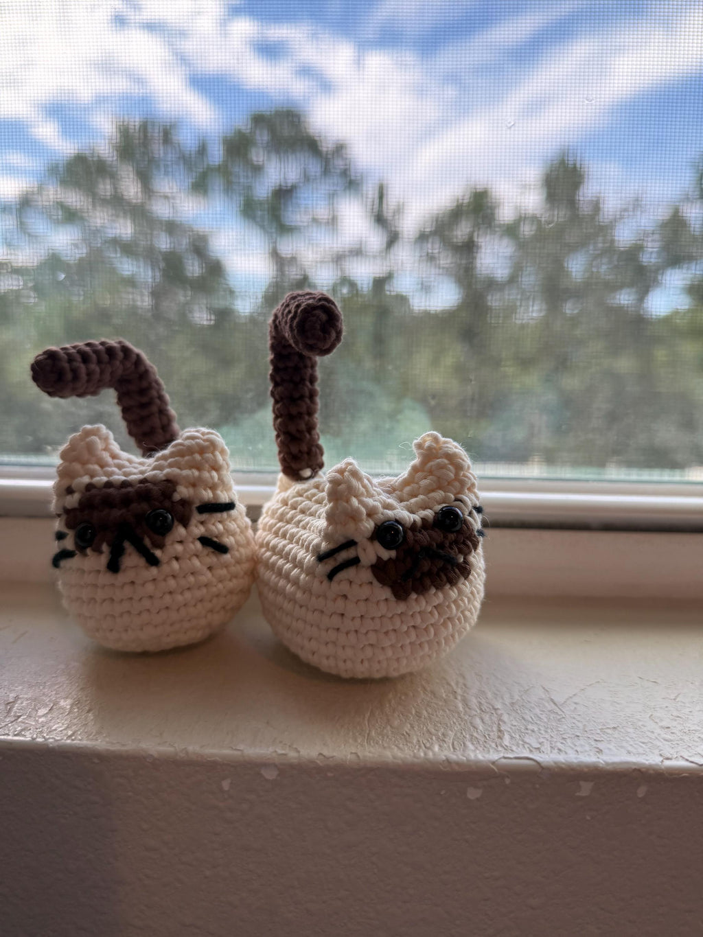 Crocheted Siamese Cat Miniature: Desk Kitty Gift