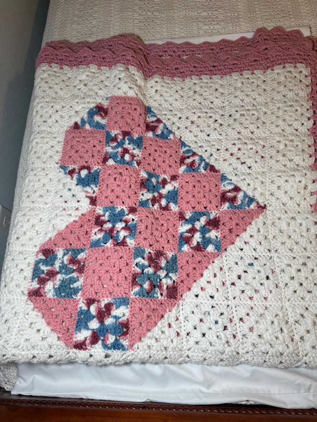 Handmade Appalachian Crochet Heart Blanket – 1990s Pink Blue Heirloom Throw