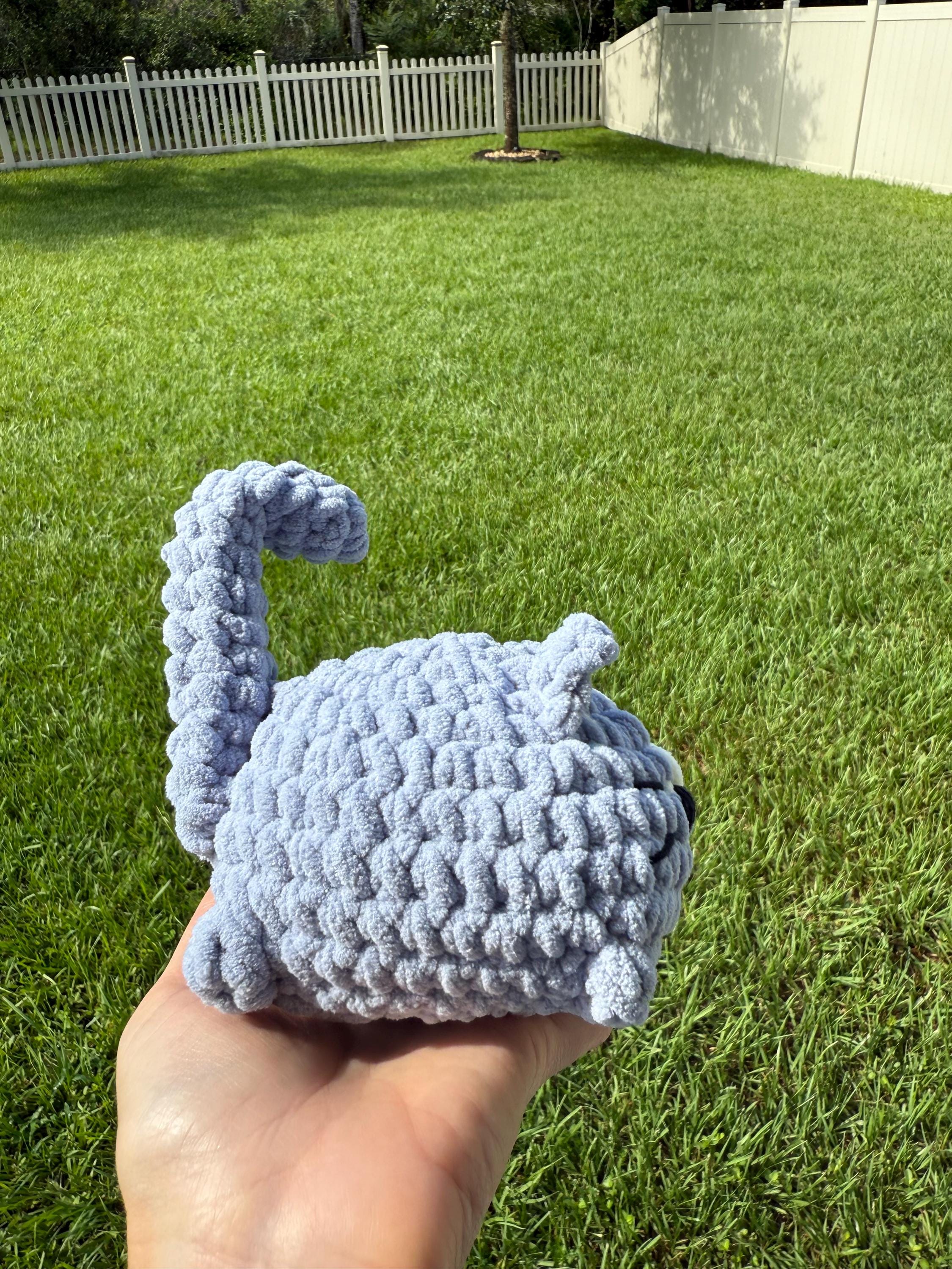 Amigurumi Velvet Cat Desk Pet