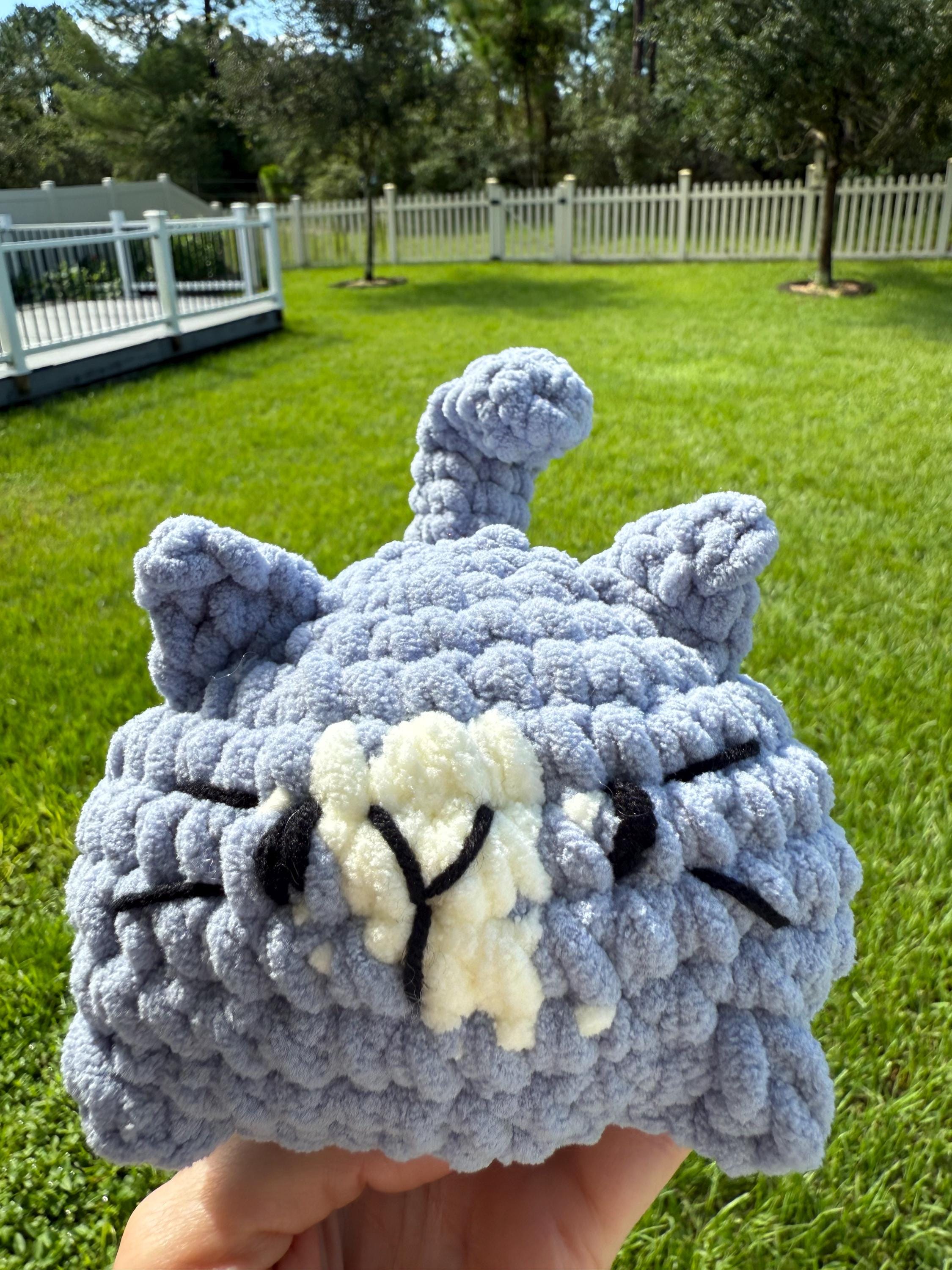 Amigurumi Velvet Cat Desk Pet